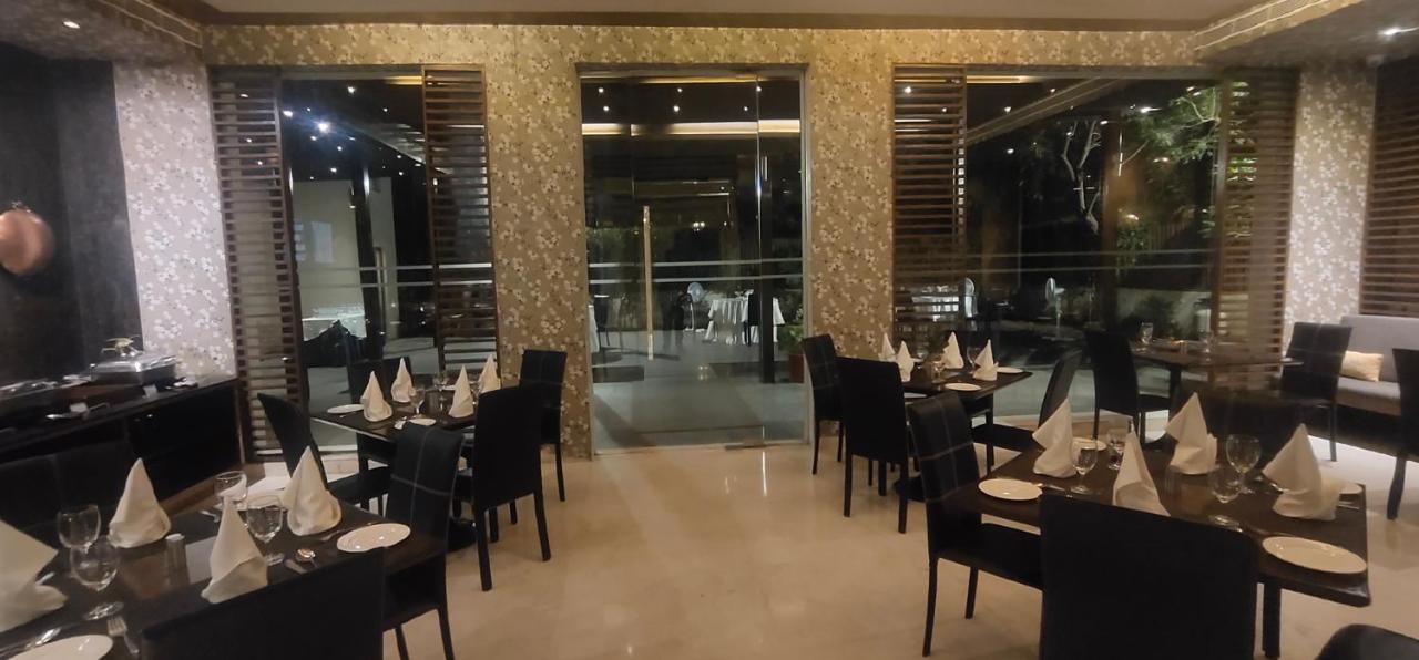 Udman Panchshila Park Hotel